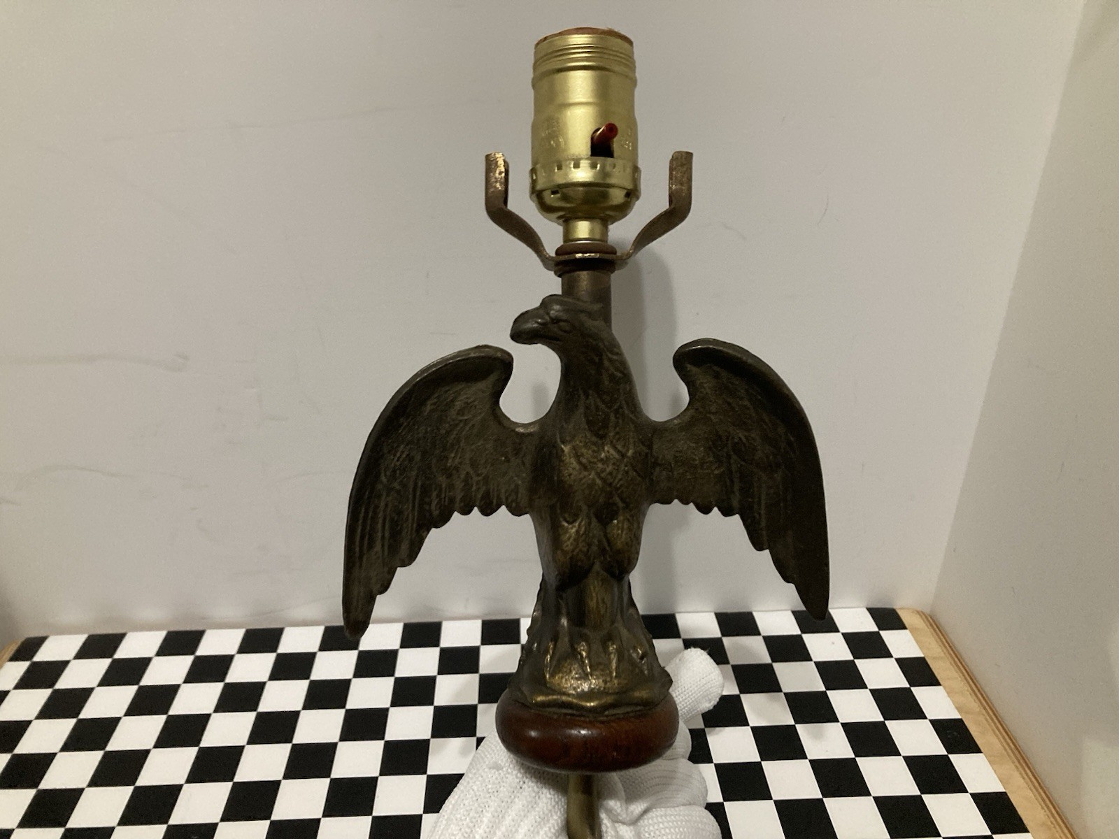 Vtg Brass & Wood American Federalist Eagle Light Sconce Wall Fixture Untested