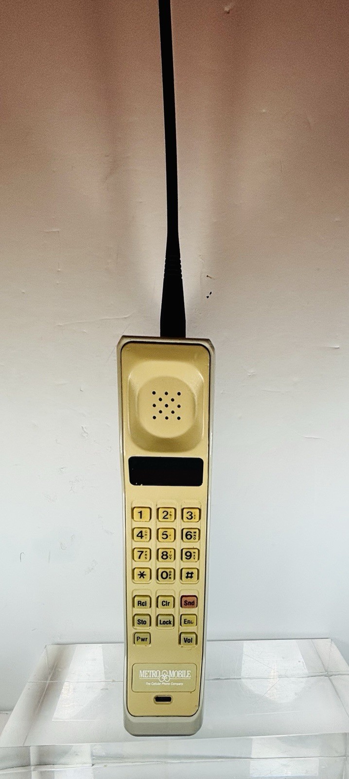 MOTOROLA DYNATAC 8000M/ 1990/ EL PASO,TX/BEIGE/CREAM/TESTED/NEW ANTENNA/EUC
