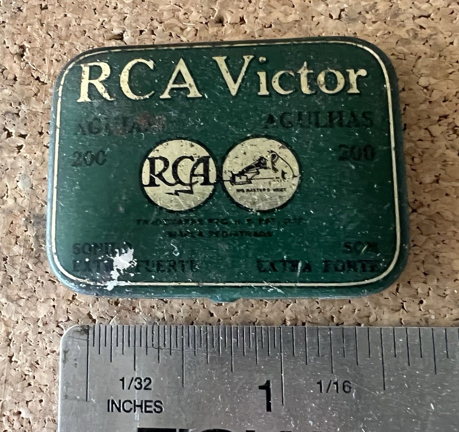 Vintage RCA Victor Tin with Phonograph Needles