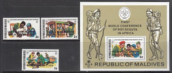 Maldives - Mail Yvert 546/8+H,30 ** MNH Scouting