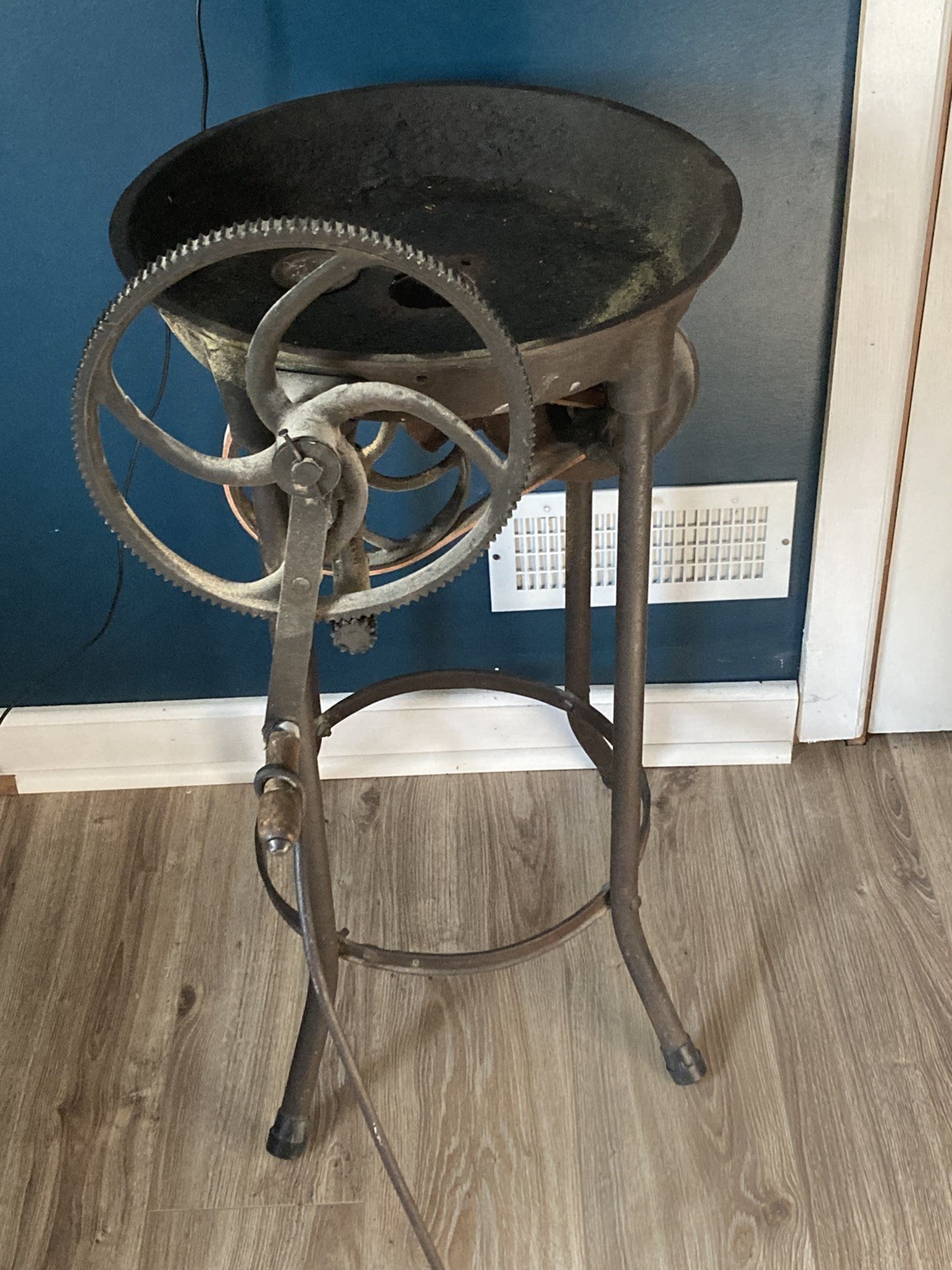 Vintage Coal Fired Forge Rivet Forge Blacksmithing Knife Making, Horse Shoes 