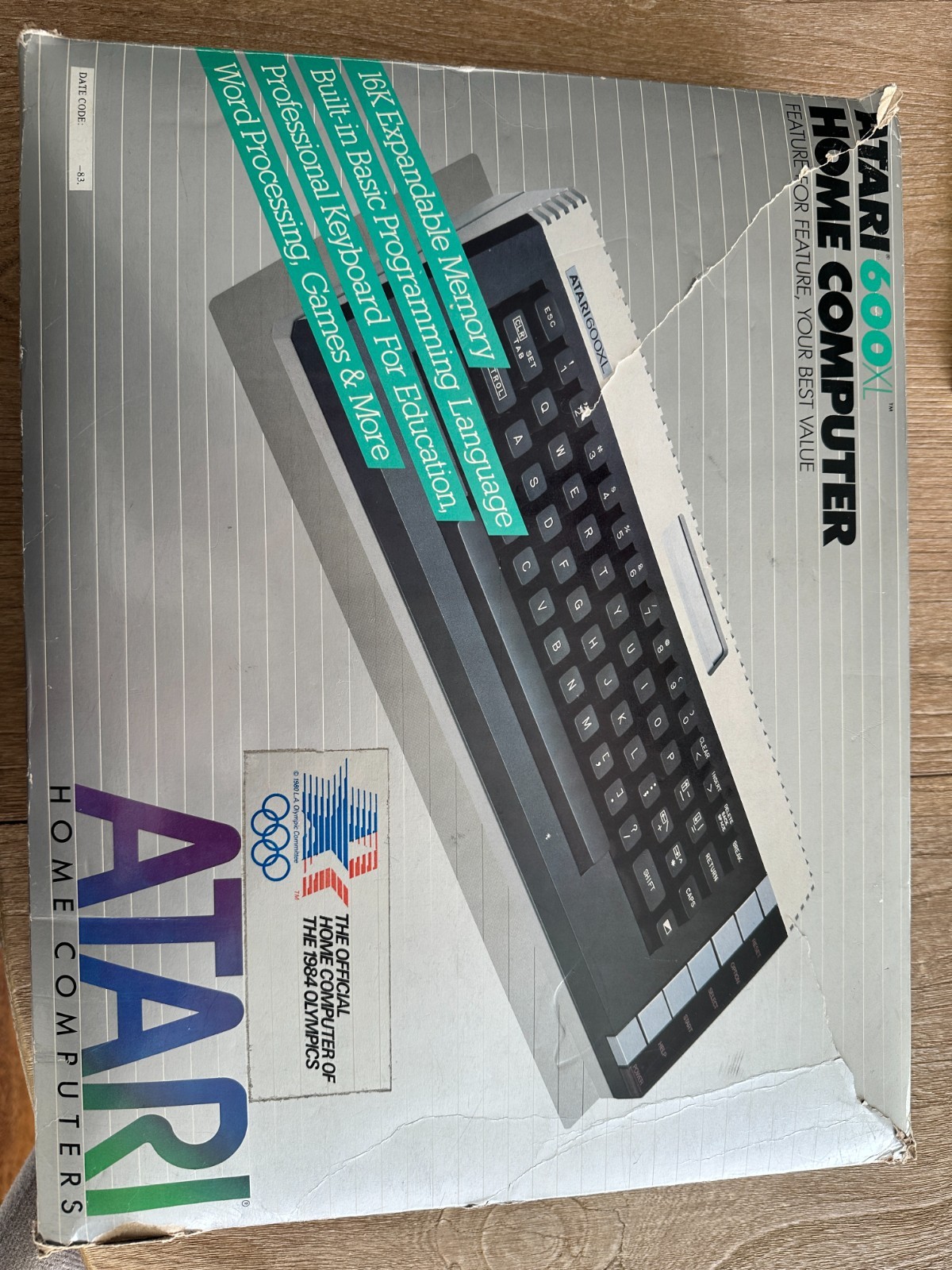 Atari 600XL Home Computer Complete in Box CIB w/ Power Supply Manuals