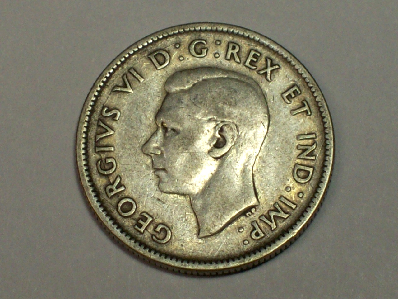 SILVER 1942 Canada 25 Cents    KM#35     VG     SN8123