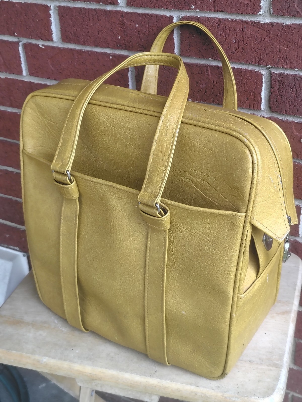 Samsonite Silhouette Cary-On Overnight Bag Vintage Luggage Travel Leather Yellow