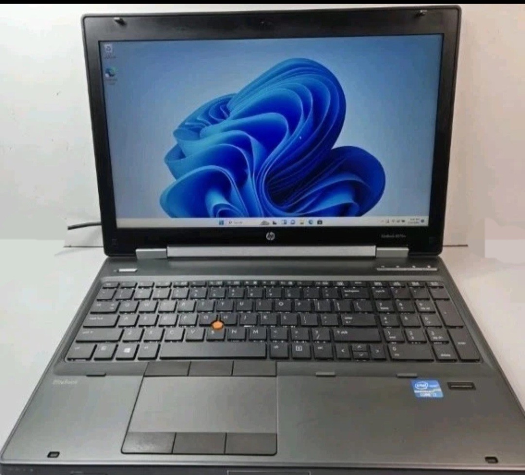  HP EliteBook 8570w I7 3.7GHz, 32GB RAM, 2TB SSD + 4TB SSD 1080p Windows 11 Pro