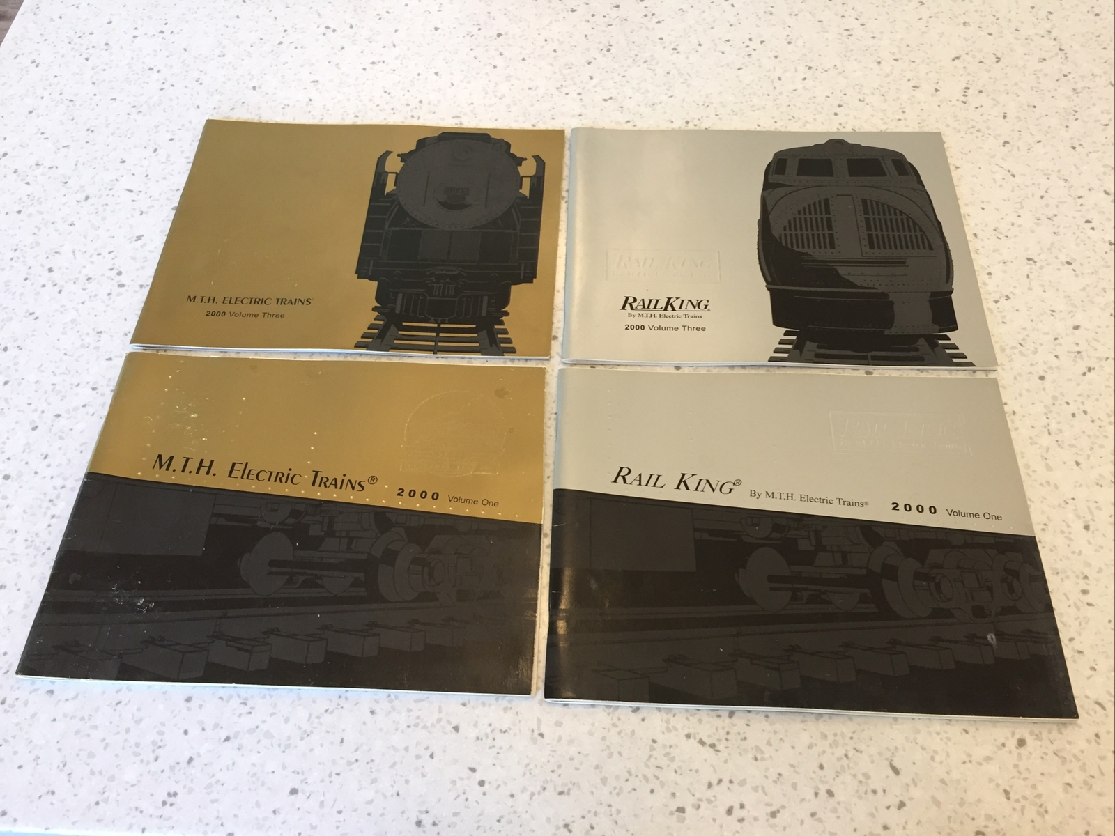 Lot Of 4 Mike's Train House MTH Rail King Catalog 2000 Volume 1, 3 GOLD & SILVER