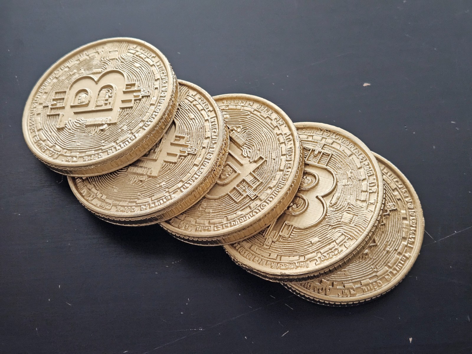 Bitcoin Coin Gift – Gold Crypto Souvenir | Decorative Bitcoin Replica