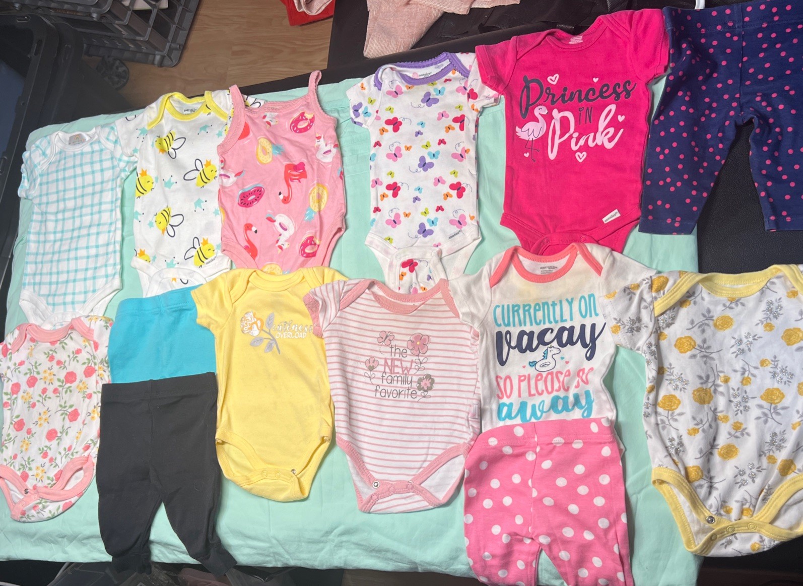 Baby Girl's Lot of 14  Size 0-3 Months