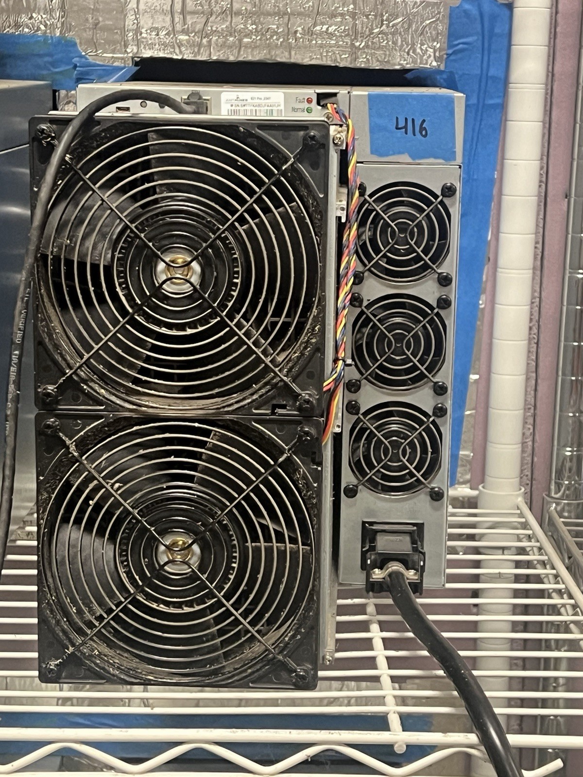 Bitmain Antminer S21 Pro – 234TH/s Bitcoin Miner USED - BOX