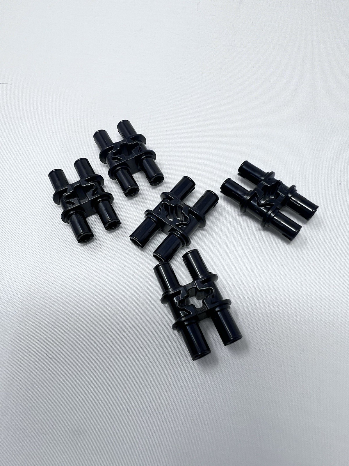 New Black LEGO Technic, Pin Double with Axle Hole 32138 Authentic (x5)