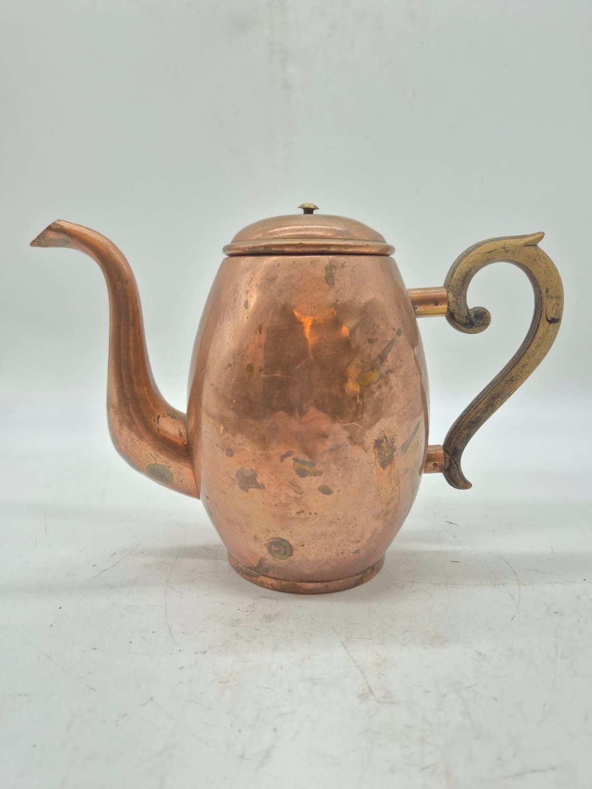 Antique French provincial copper coffee pot gooseneck spout carved wood handle t