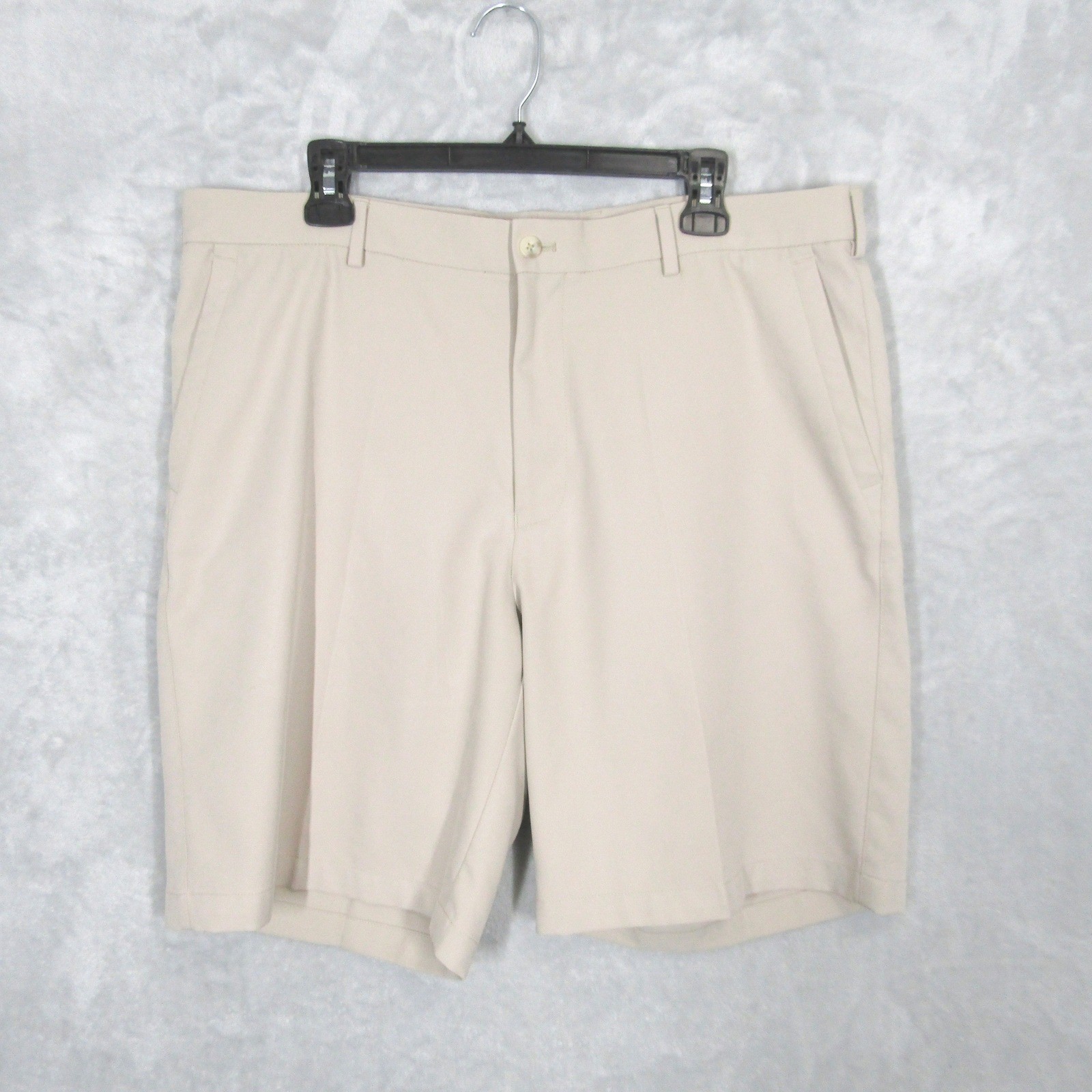 Peter Millar Wicking Performance Golf Shorts Mens 38 Khaki Beige Stretch Crown