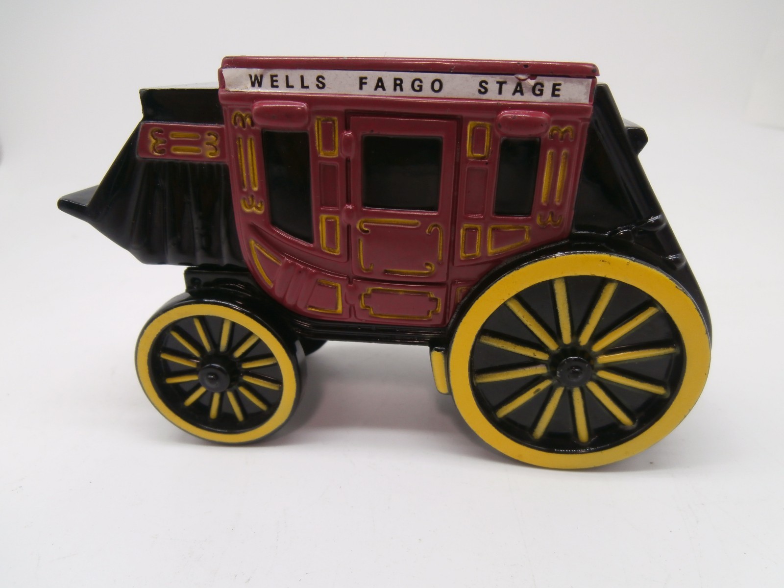 VINTAGE 1998 Wells Fargo Stage Coach Union Trust San Francisco Metal Bank No Key