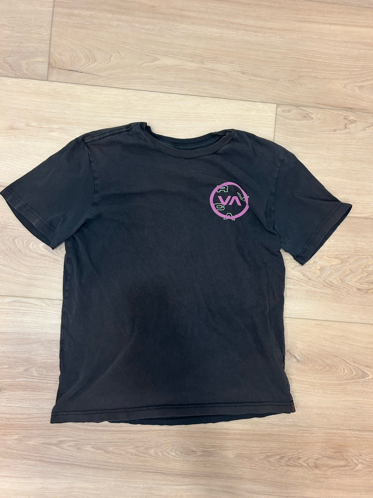 RVCA S Black Regular Fit Graphic Print Peace T-Shirt Jersey Cotton Crew Neck