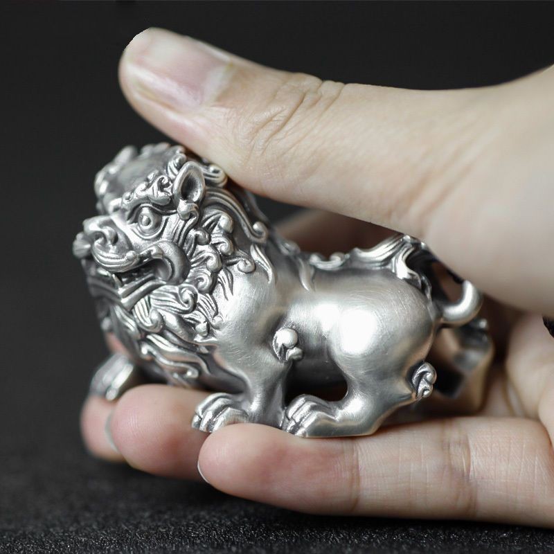 Vintage Chinese Style Silver Plated Lion Handheld Ornament Keychain Pendant