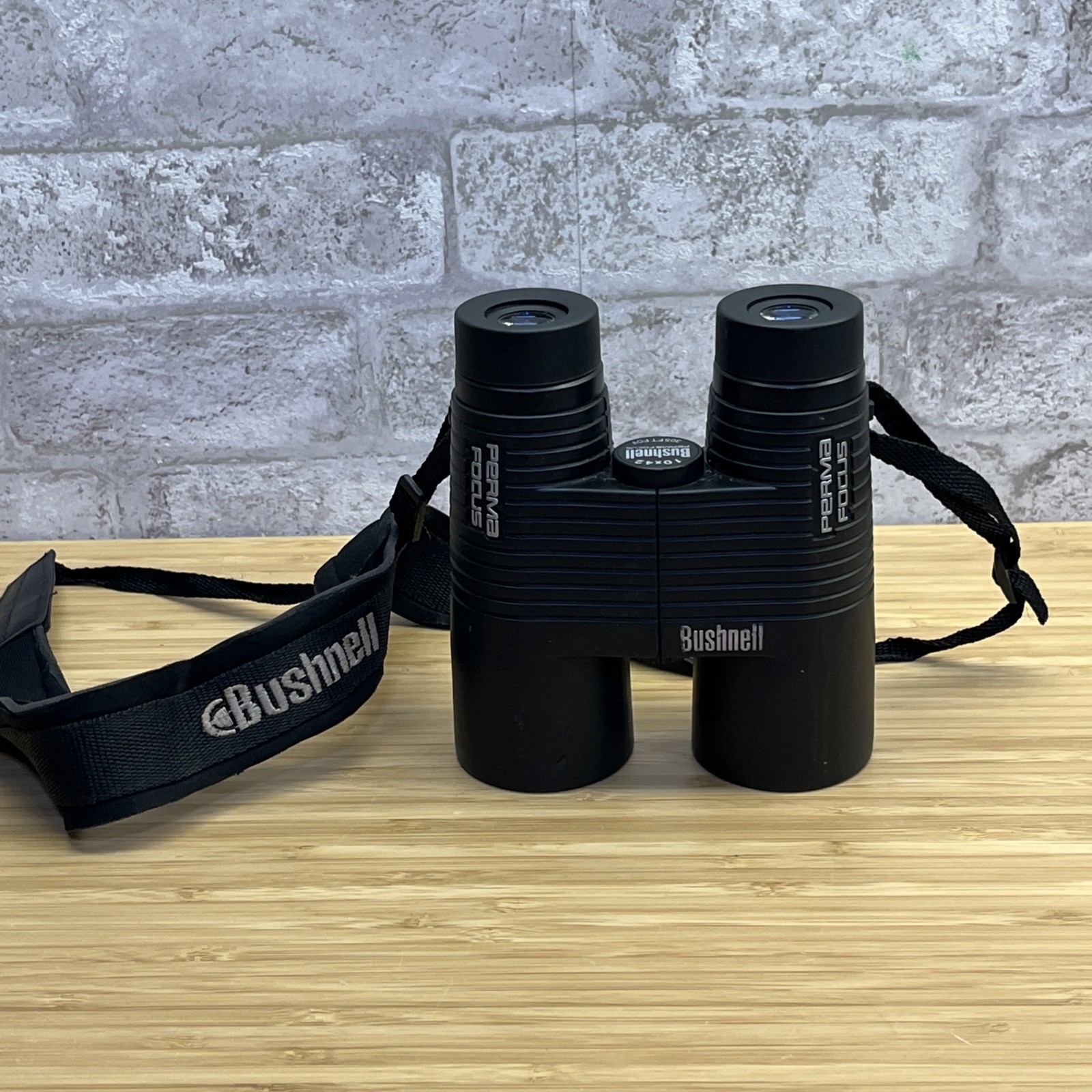 Bushnell Perma Focus Binoculars 10X42