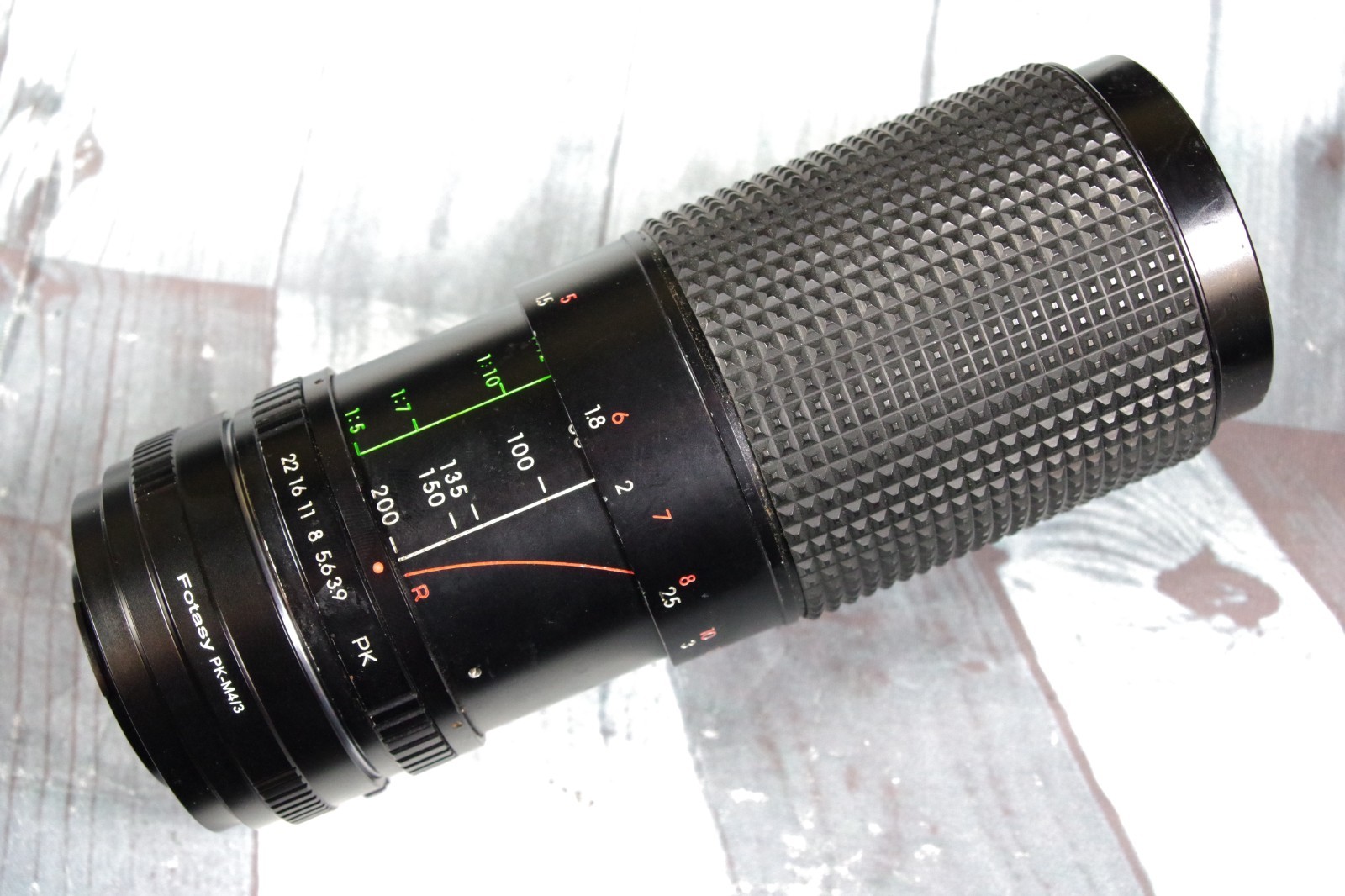 MFT adapted 80-200mm f/3.9 zoom lens for m4/3 GH-3 GH-4 E-M10 Olympus Panasonic