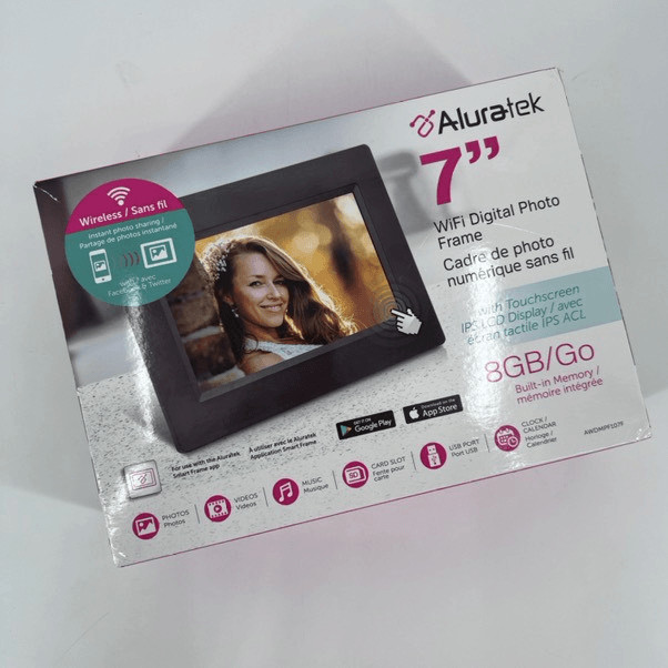 New Aluratek 7" lcd wifi Digital Photo Frame with Touchscreen 8gb memory