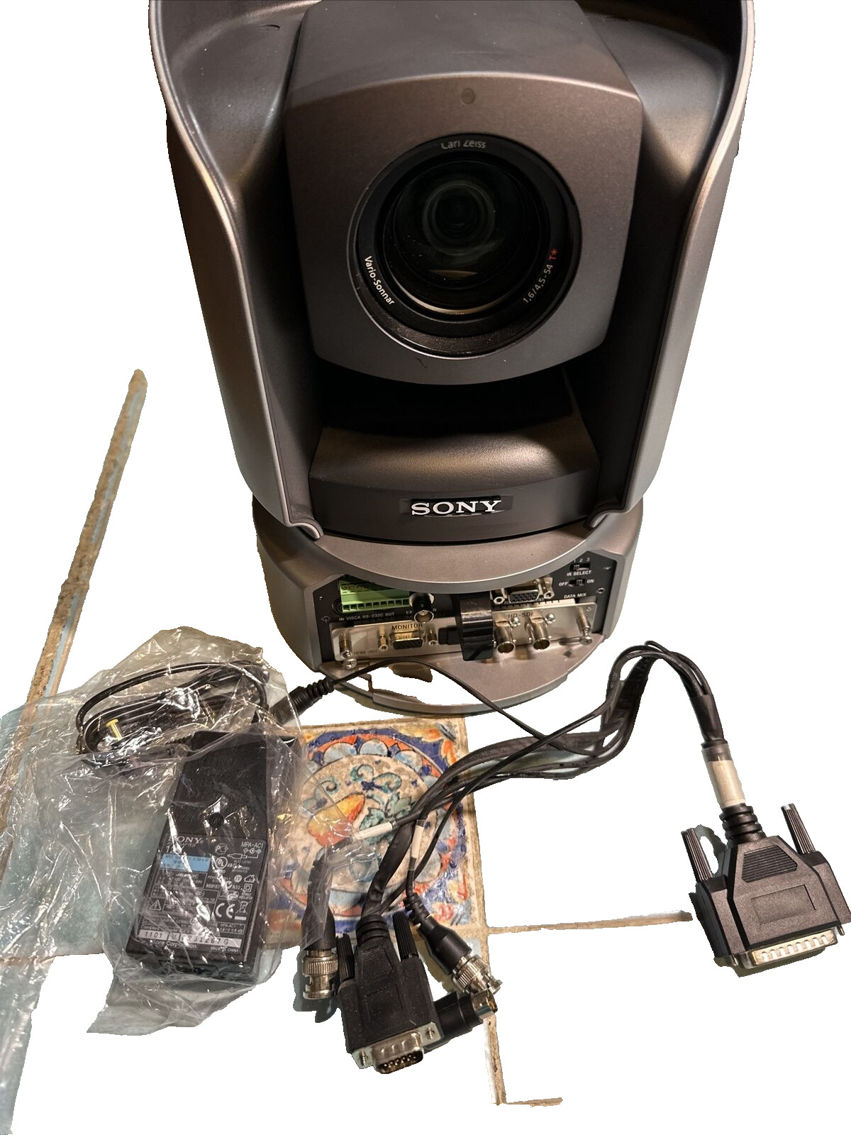 Sony BRC-H700 HD 3CCD PTZ HD Color Video Camera w/Installed HFBK-HD1 HD-SDI Card