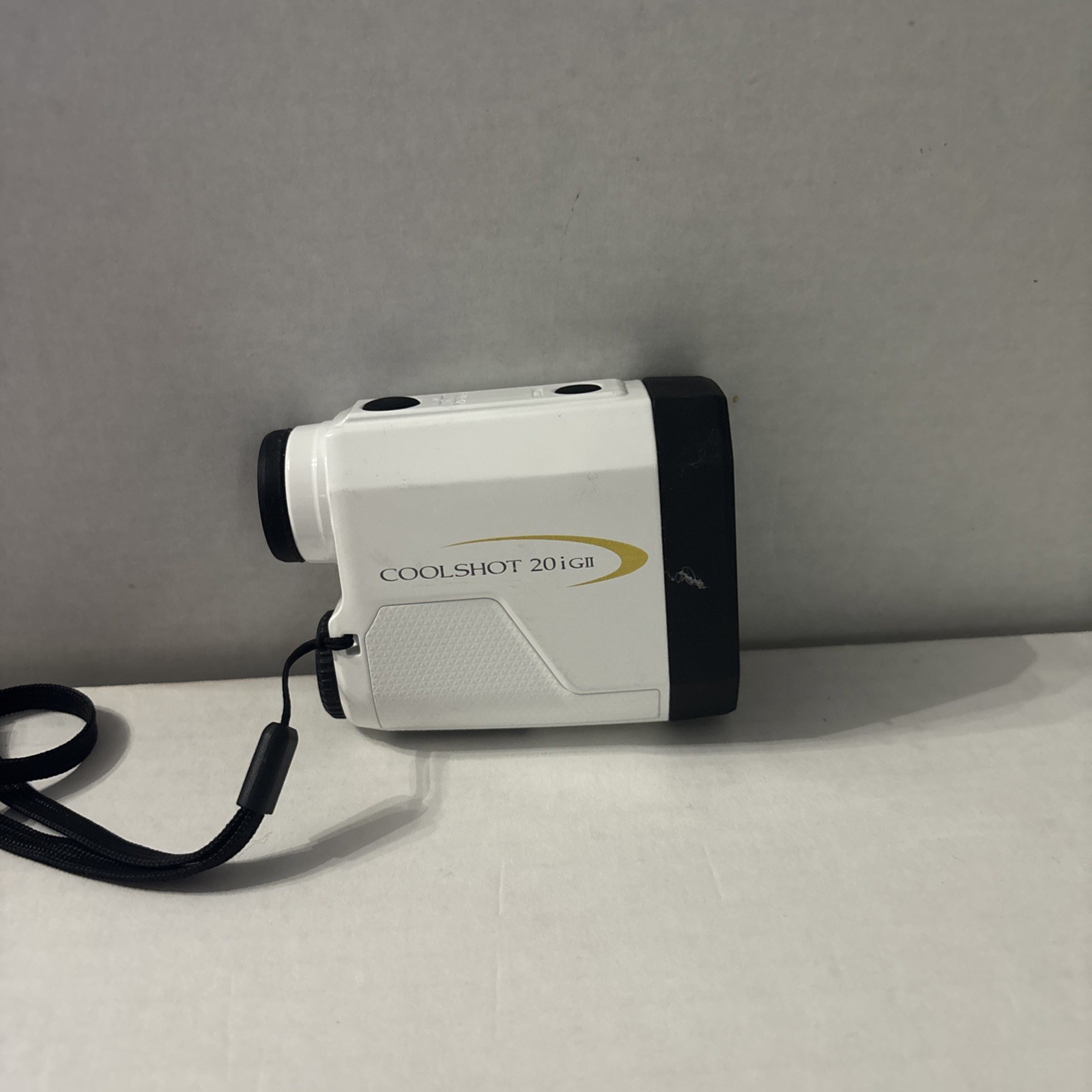 Nikon Coolshot 20i GII 6x20 Golf Laser Rangefinder White
