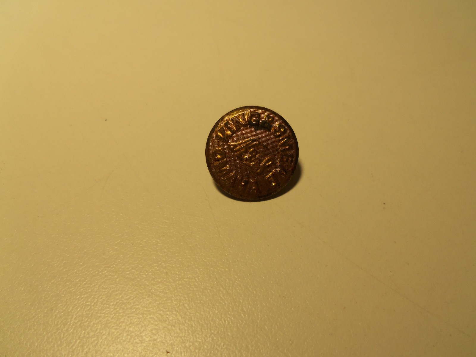 KING & SMEAD OMAHA Antique Brass OVERALL BUTTON Wobble shank Nebraska Medium