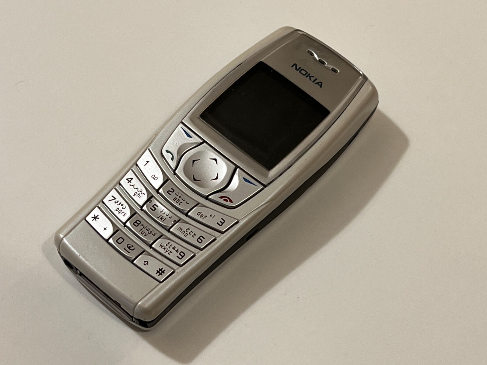 Nokia 6610 White color  Unlocked Classic GSM Mobile No battery