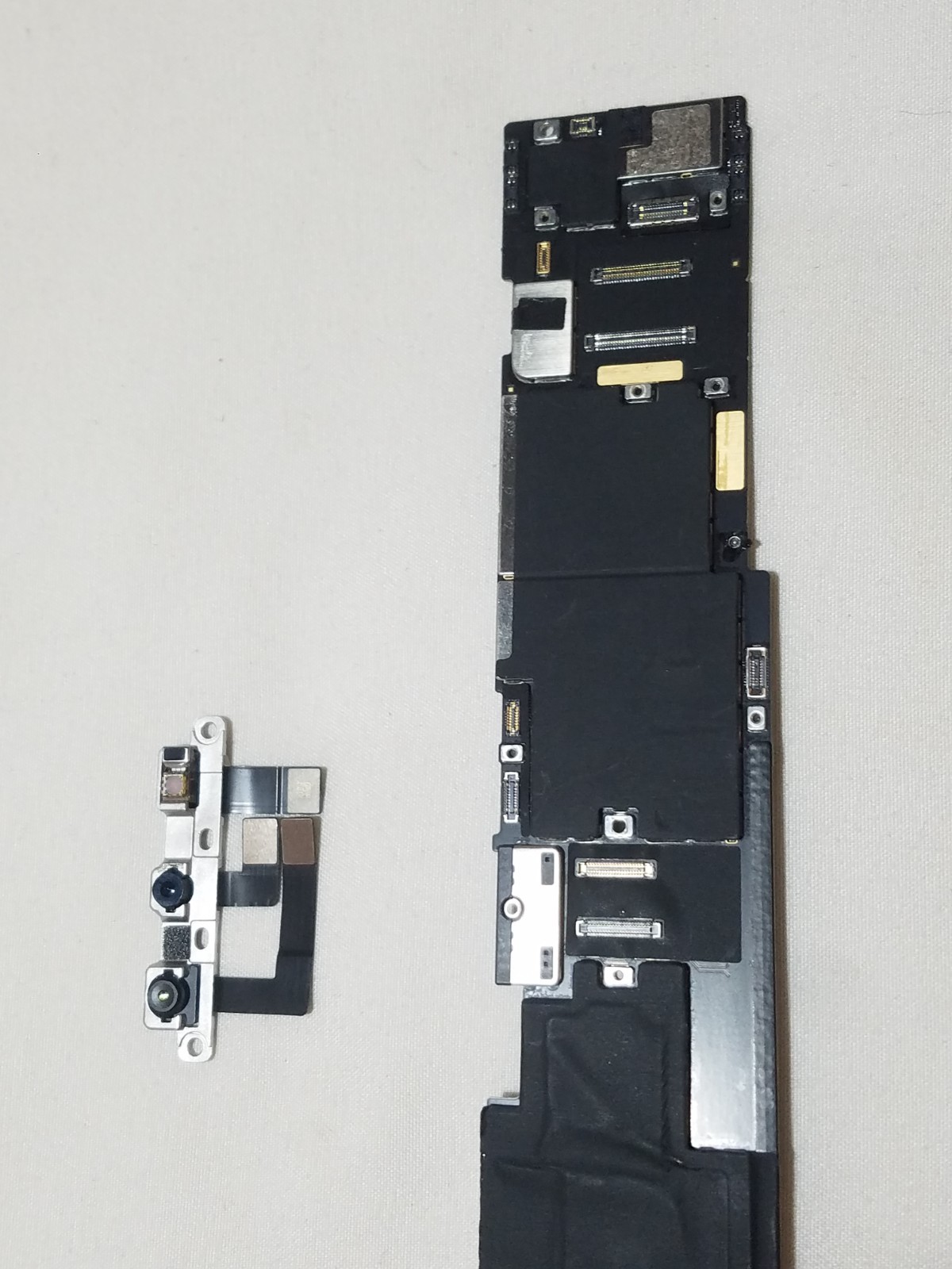 Apple iPad Pro 12.9" 5th Gen Motherboard Main Logic Board A2378 Face ID Camera