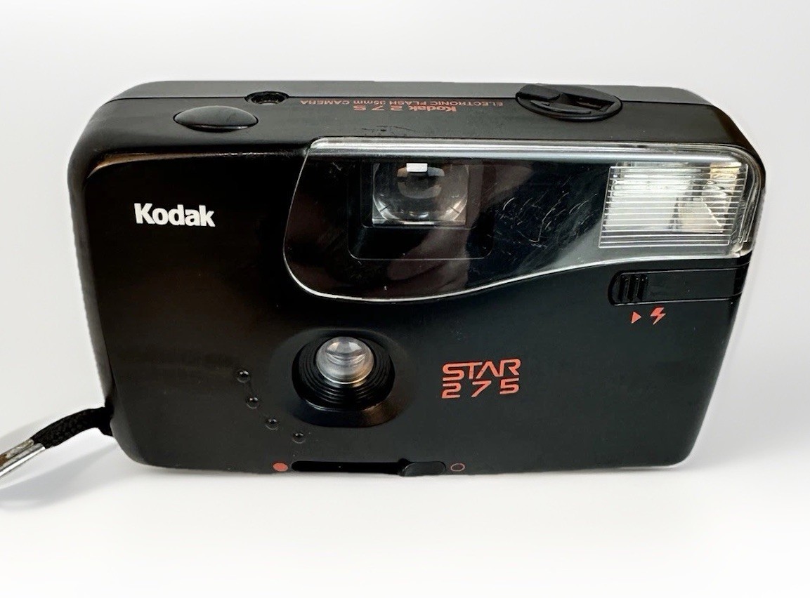 Kodak Star 275 Vintage 35mm Camera Black with Electronic Flash