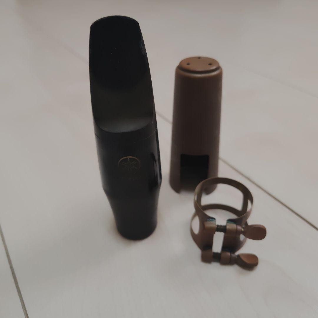 YAMAHA tenor saxophone mouthpiece, ligature, cap