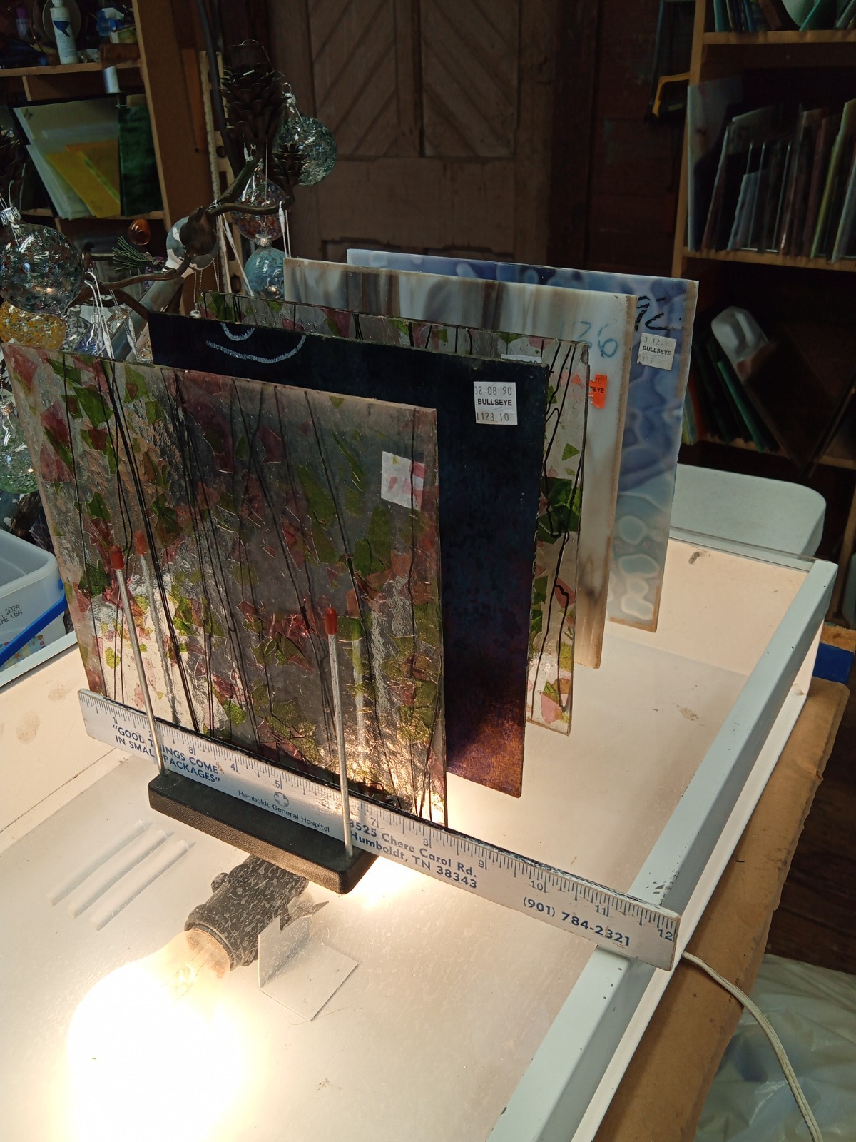 STAINED/ART GLASS SHEETS! FIVE 8X8 INCH! ALL TOP OF THE LINE BULLSEYE!