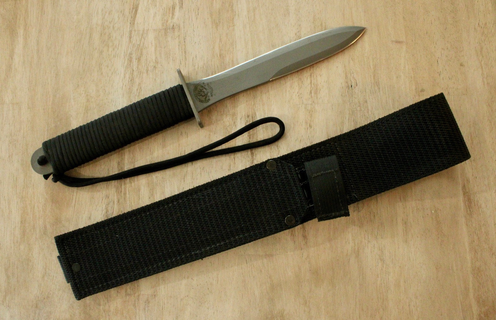 Vintage Ek Commando Knife PB-3W Dagger Double Edge Paracord USA