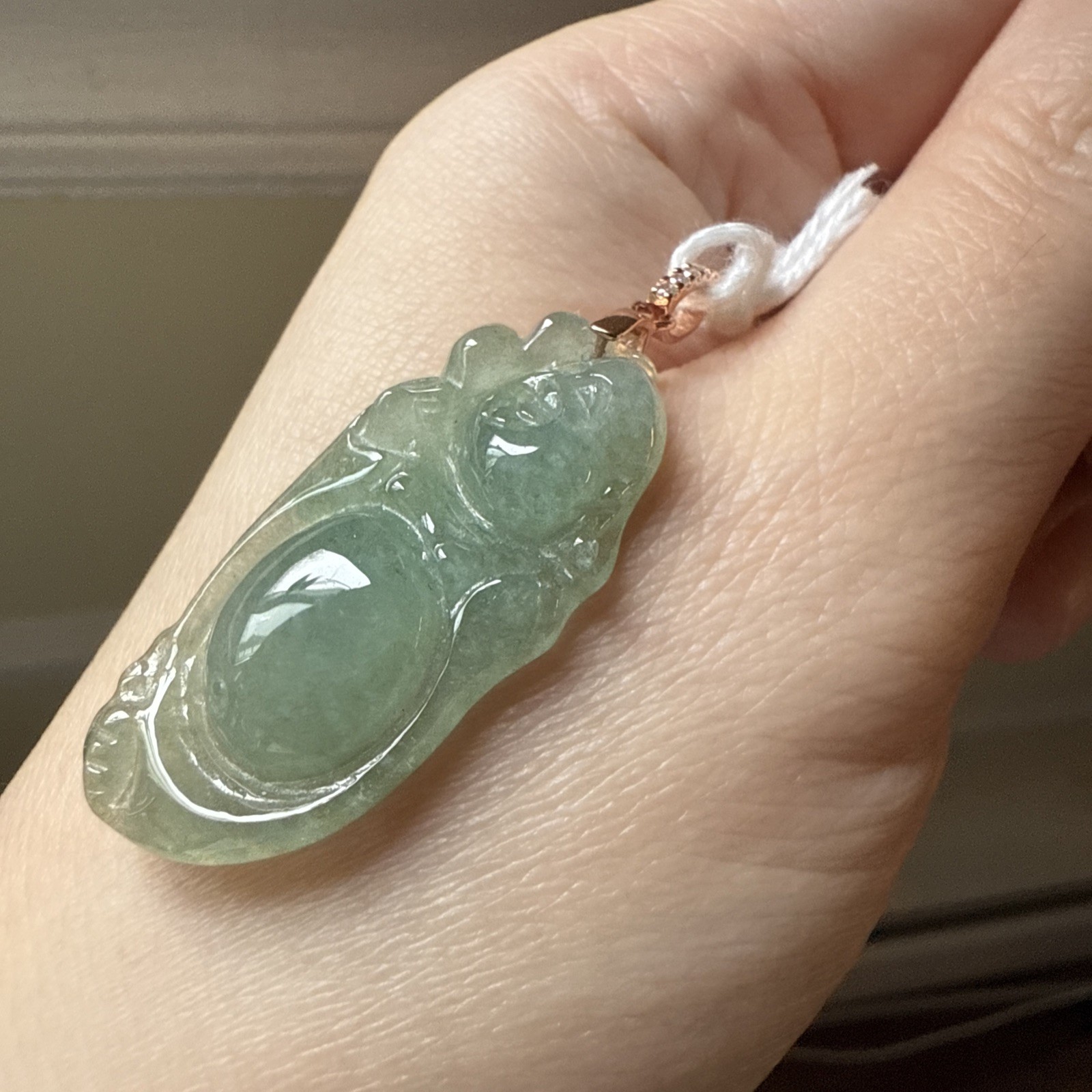 Certified Untreated Grade A Jadeite 純天然翡翠A貨 老坑冰油绿 逍遥佛 S925 Clasp