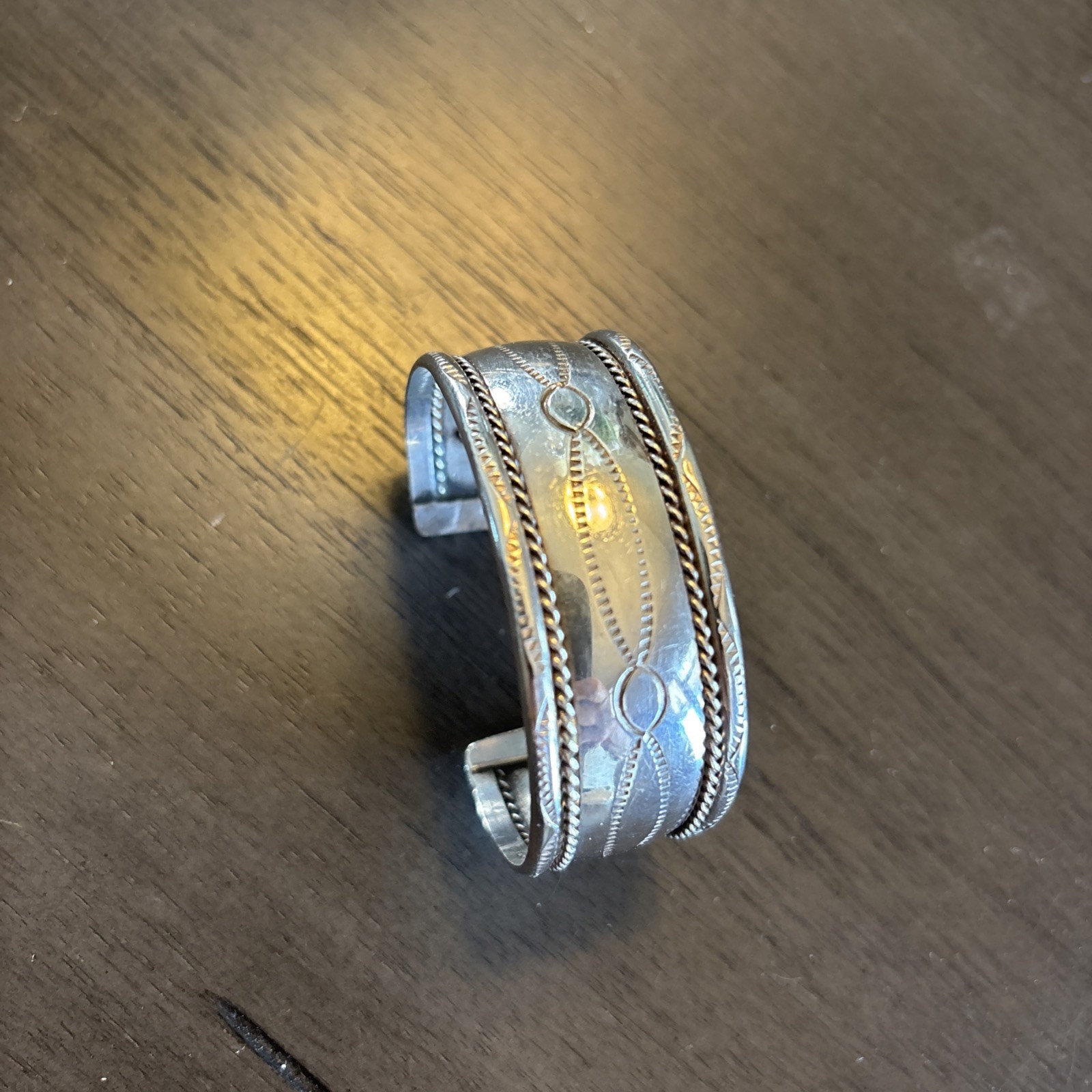 VINTAGE NAVAJO SOUTHWESTERN STYLE STERLING SILVER CUFF BRACELET 5 3/4''