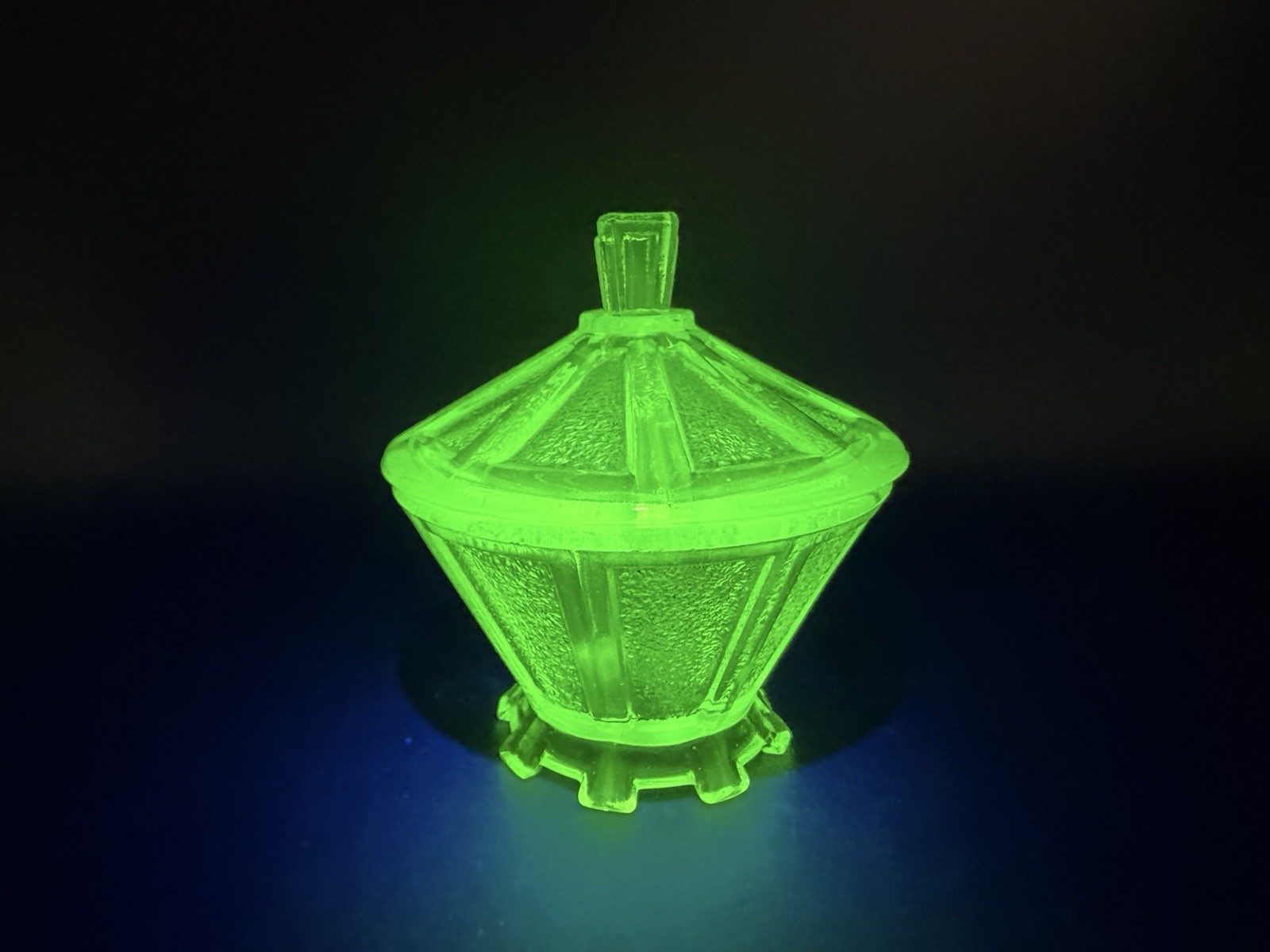Vintage 1930's Green Vaseline Uranium Glass Sugar Bowl with Lid