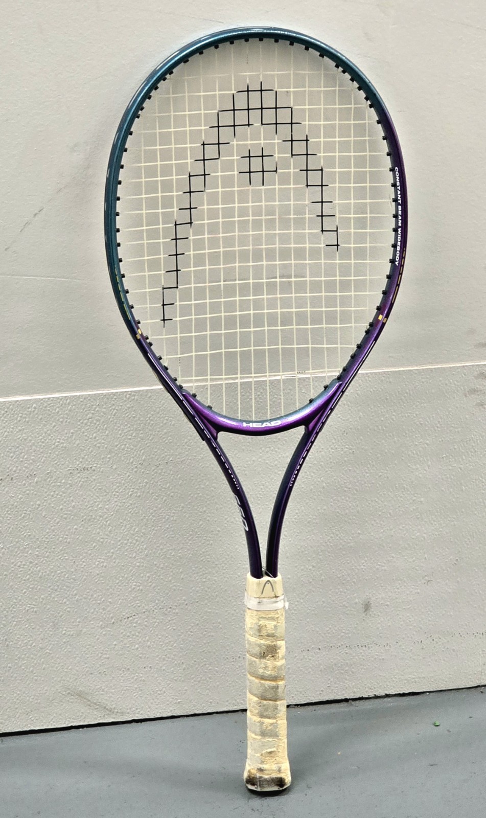 Head 660 Polar Tennis Racquet 4 3/8 Grip Constant Beam Widebody Graphite