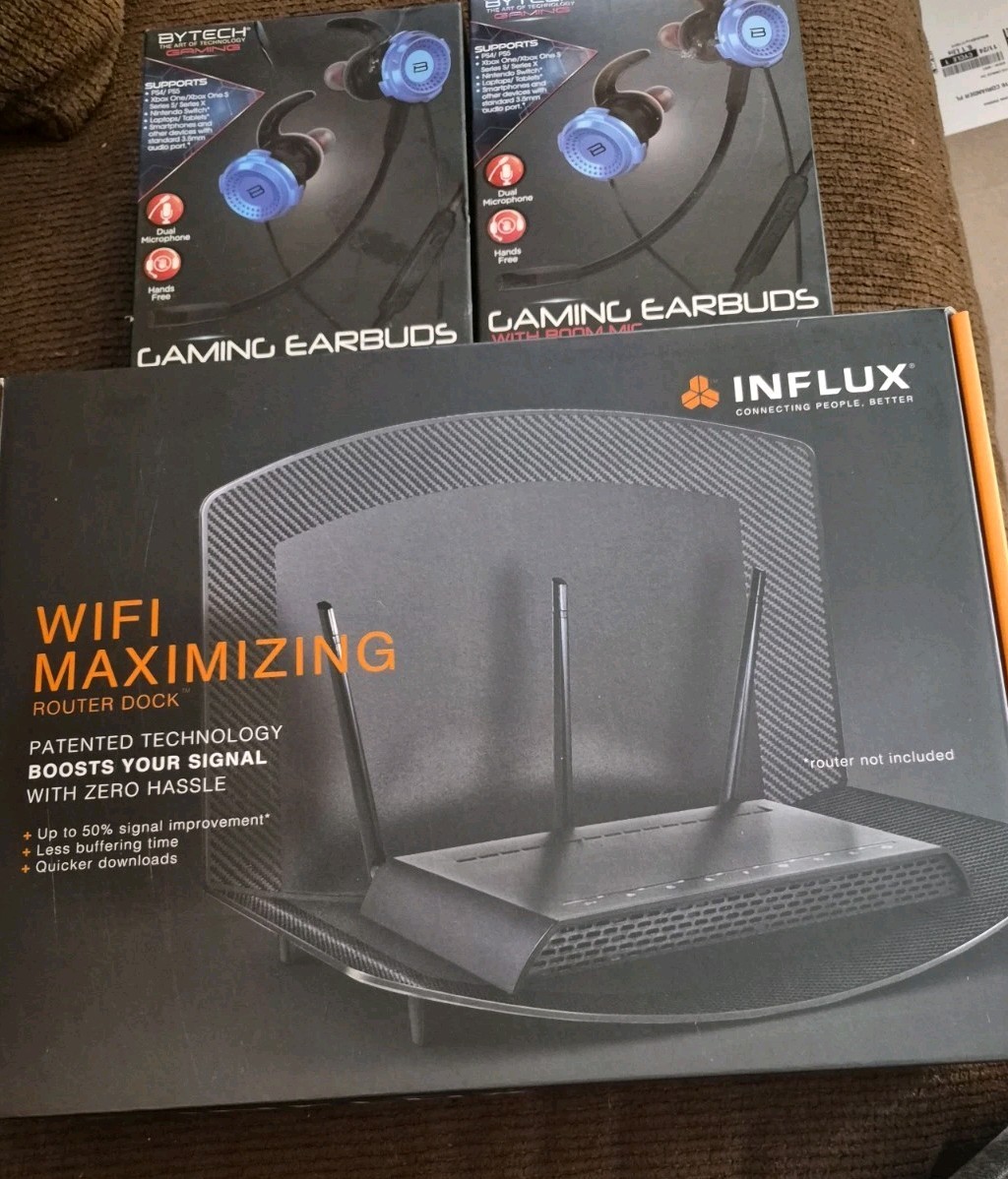 2 pack BYTECH Gaming Earbuds Hands-Free Dual Microphone & INFLUX Router Dock Lot