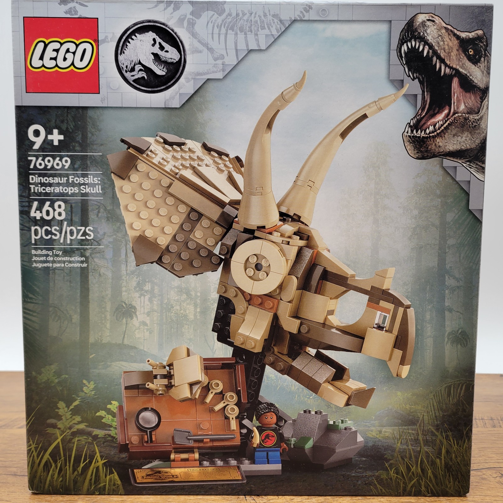 LEGO Jurassic World: Dinosaur Fossils: Triceratops Skull #76969 (New Sealed)