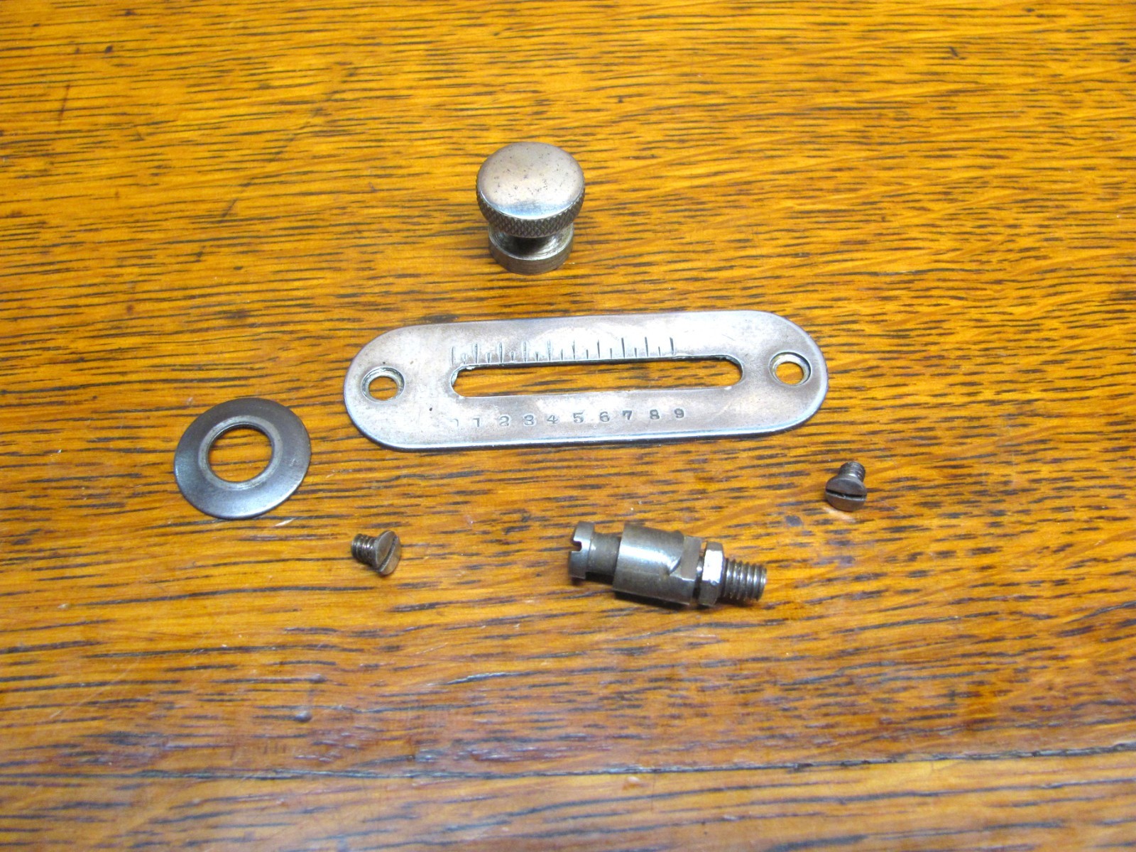 Singer W9 & Wheeler & Wilson 9W Sewing Machine Stitch Length Plate & Knob