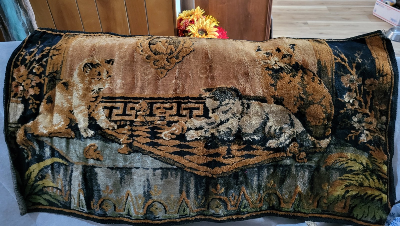 Vintage Cat Kitten Italian Tapestry Old Style Tag 