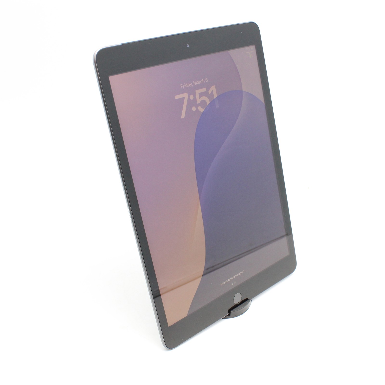 Apple iPad (7th Generation) A2200 32GB Good Condition | Gray | UNLOCKED